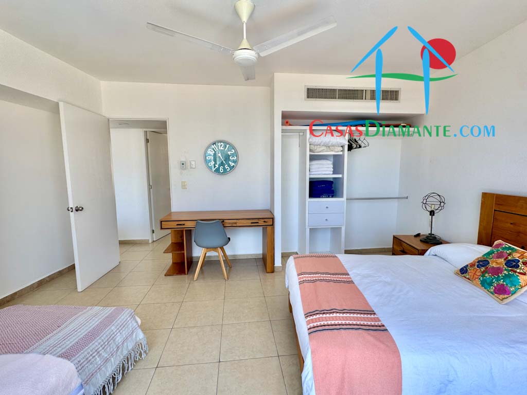Acqualina Skylife Norte 1702 - Recámara uno 6